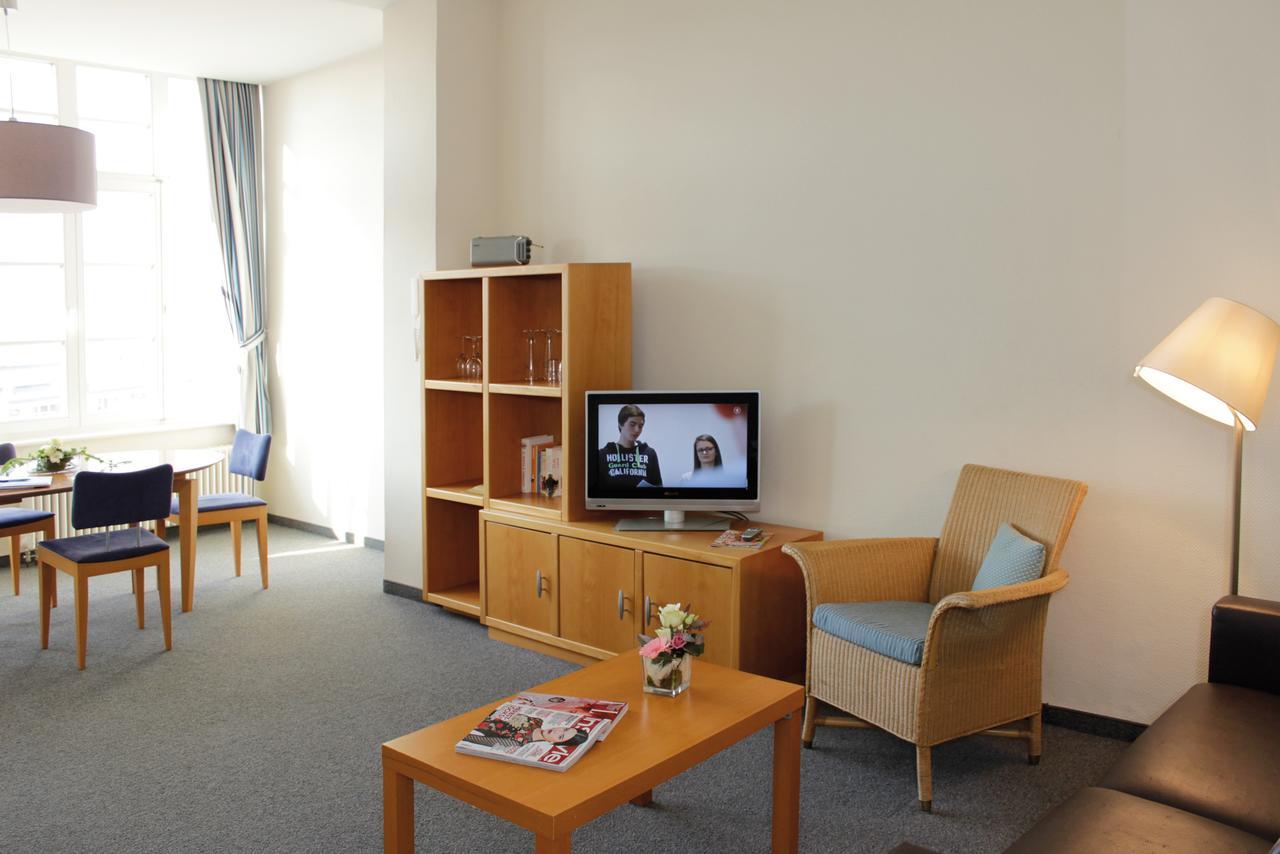Apartmenthaus Am Leuchtturm Rostock Buitenkant foto